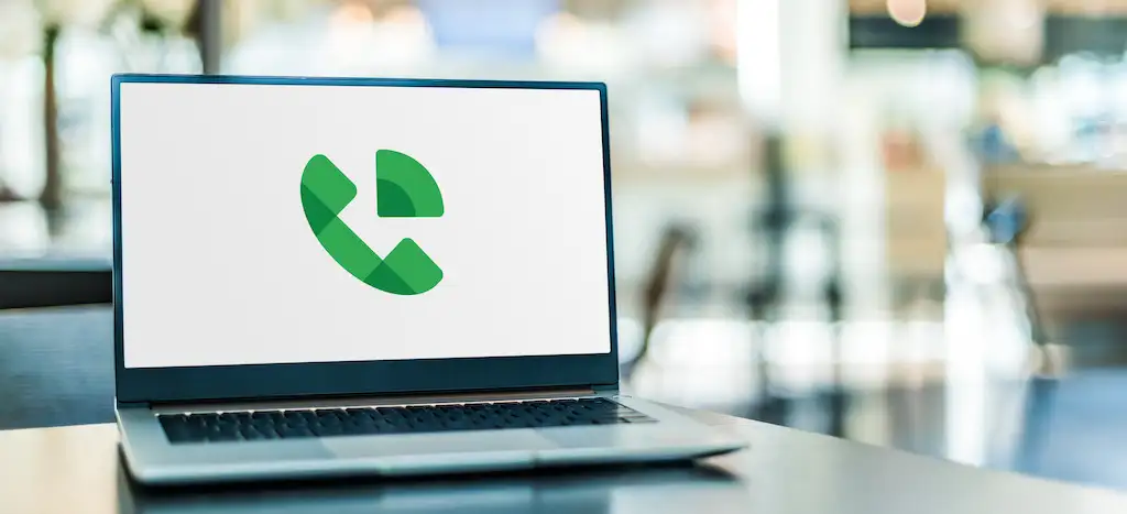 Voice Search Google: Ottimizzazione SEO per la Ricerca Vocale e l'Intelligenza Artificiale